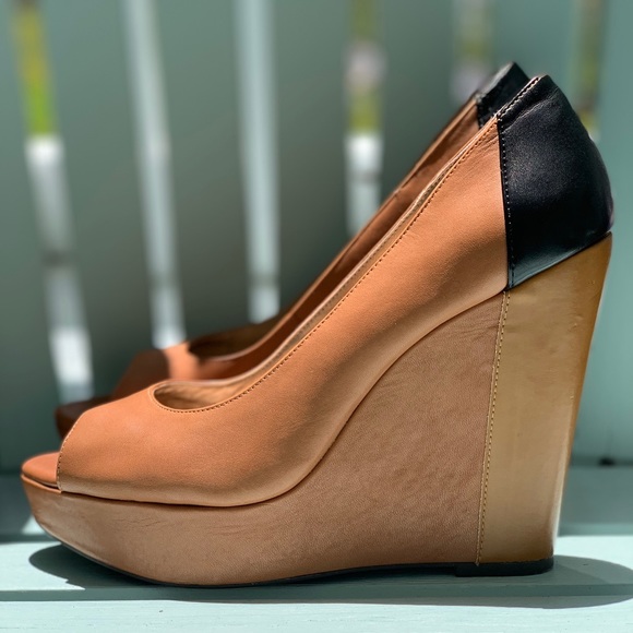 BCBG Paris Shoes - BCBG Paris Leather Platform Wedge 8.5